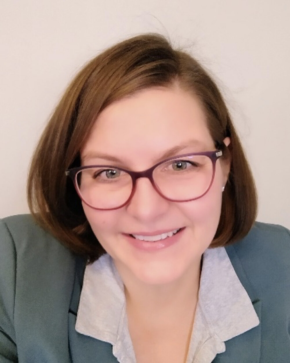 Portrait of Prof. Dr. Sabrina Ehnert